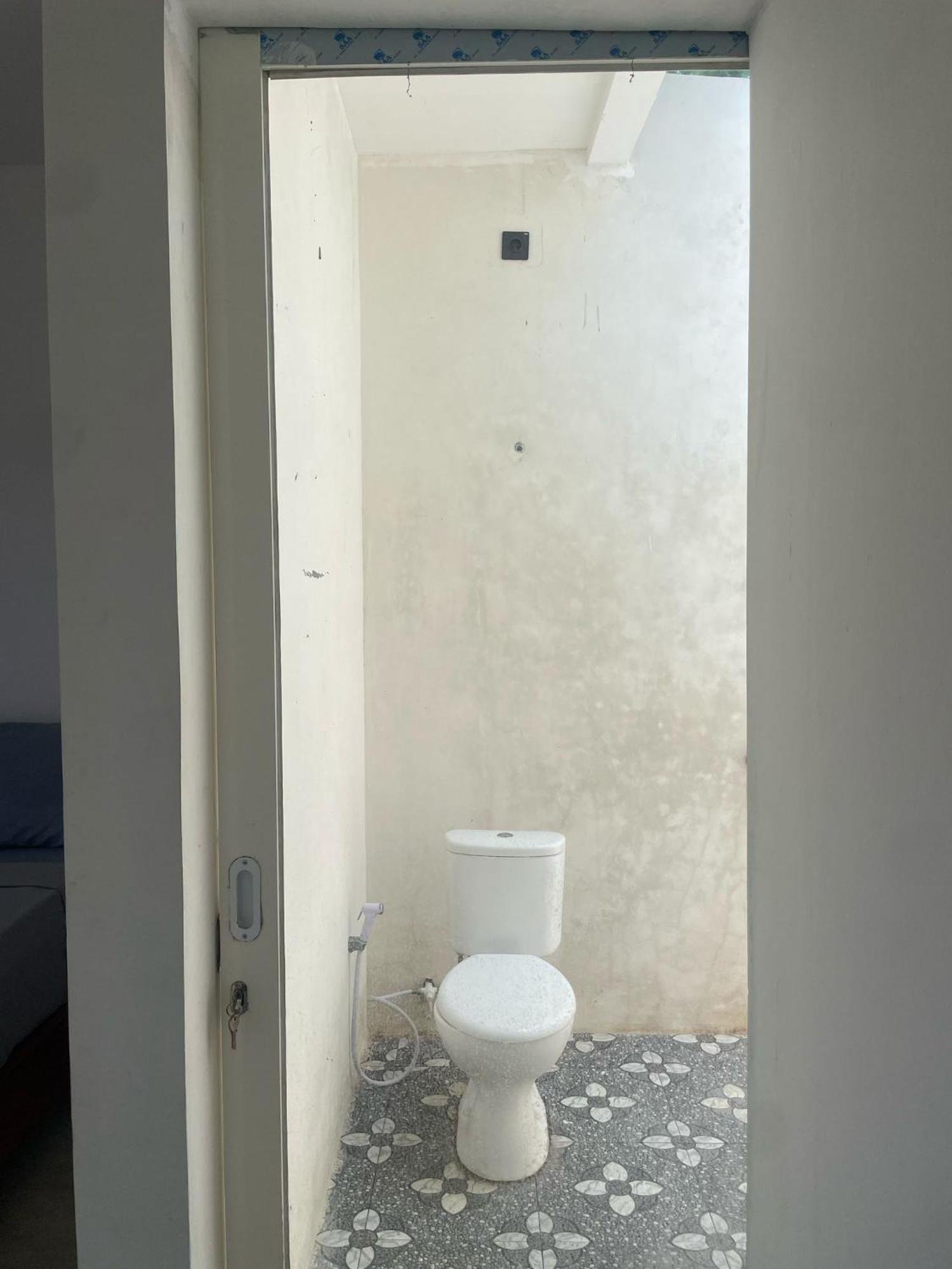 The Corner Homestay Kuta  Buitenkant foto