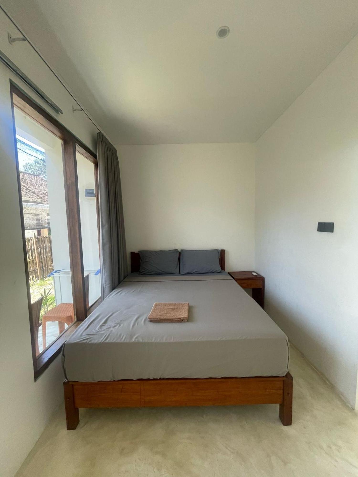 The Corner Homestay Kuta  Buitenkant foto